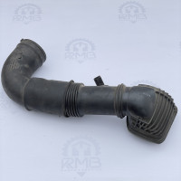 Патрубок воздушного фильтра на Mercedes Vito W639 2.2 CDI ОМ651 A6395280624