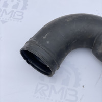 Патрубок воздушного фильтра на Mercedes Vito W639 2.2 CDI ОМ651 A6395280624