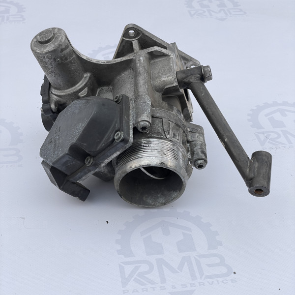 Дроссельная заслонка на Volkswagen Crafter 2.5 076128063A