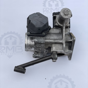 Дроссельная заслонка на Volkswagen Crafter 2.5 076128063A
