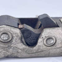 Замок дверей боковий зсувний лівій верхній на Мерседес Спрінтер A9067300435