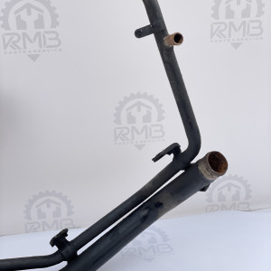 Патрубки системы охлаждения на Volkswagen Crafter 2.5 076121065A