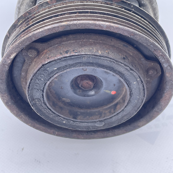 Компрессор кондиционера на Hyundai Tucson 16250-2920К