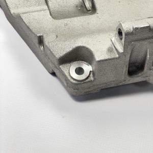 Кронштейн крепления компрессора кондиционера на Mercedes Sprinter 2.2 OM646 А6462340539