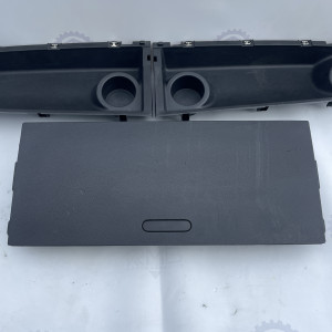 Комплект центрального бардачка на Mercedes Sprinter W 907 / W 910 A9106805900
