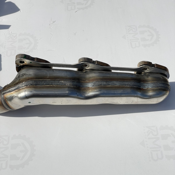 Випускний колектор А6421400909 лівий А6421400809 правий на Мерседес Спрінтер 3.0 OM642 V6 W906 W 907