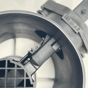 A6460940048 Расходомер воздуха на Mercedes 2.2 2.7 3.2 CDI — W220, W203, W211