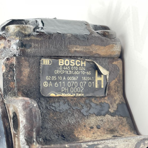 Паливний насос високого тиску (ТНВД) на Мерседес Спрінтер Віто 2.2 CDI OM 611 A6110700701