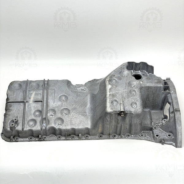 Поддон масляный картера двигателя на Mercedes 2.7 CDI W211 W203 R6470140302