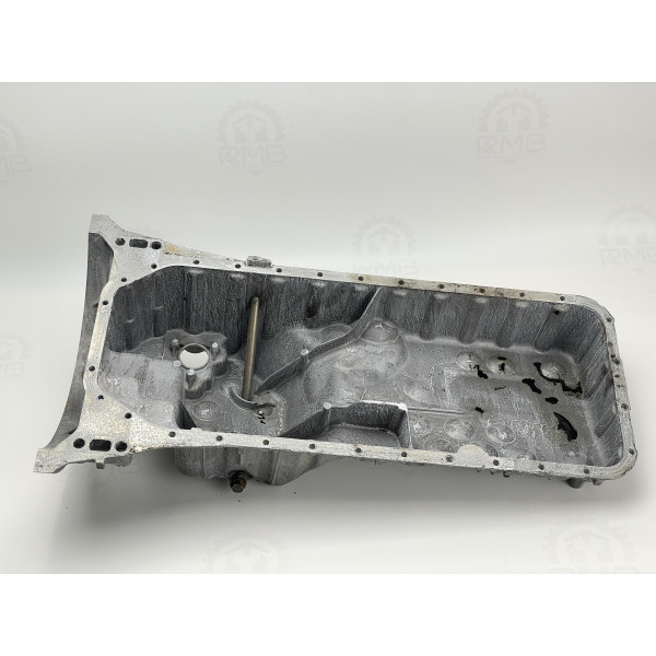 Поддон масляный картера двигателя на Mercedes 2.7 CDI W211 W203 R6470140302