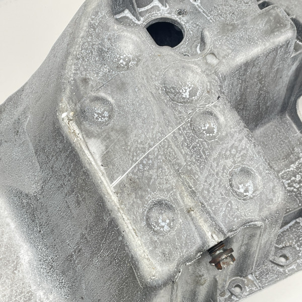 Поддон масляный картера двигателя на Mercedes 2.7 CDI W211 W203 R6470140302