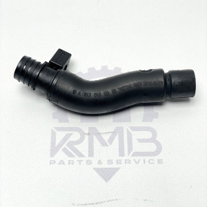А6120160281 Патрубок картерных газов на Mercedes W211 2.7 OM647