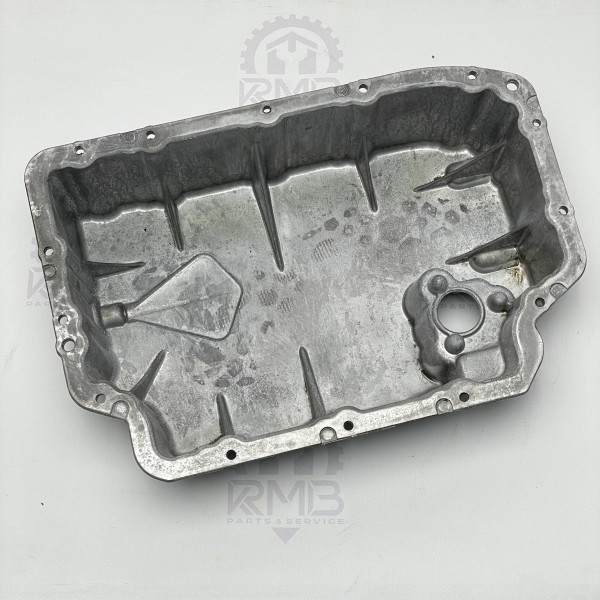 А6420140803 Поддон масляный нижняя часть на Mercedes Sprinter W 906 319 519 318 518 W906 3.0CDI OМ642