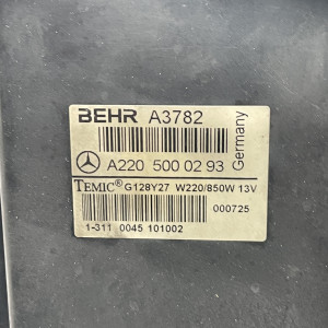 A2205000293 Вентилятор охолодження двигуна на Мерседес S320 S-class W220 3.2 850 Вт A2205002404
