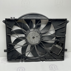 A2205000293 Вентилятор охолодження двигуна на Мерседес S320 S-class W220 3.2 850 Вт A2205002404