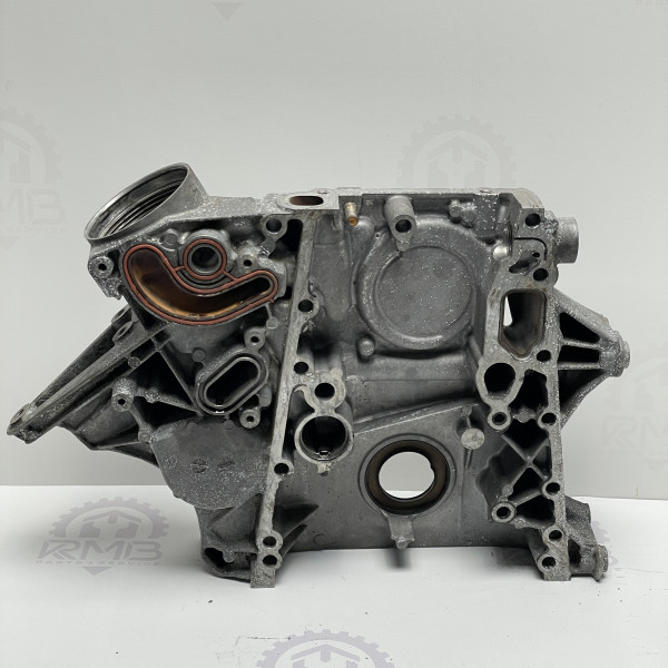 А6110151302 Передняя крышка двигателя на Mercedes W903 W904 2.2 2.7 CDI