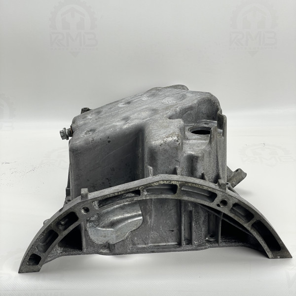 R6460141802 Масляный поддон двигателя на Mercedes C220 C-Class W203 E-Class E220 W211 2.2 CDI OM646