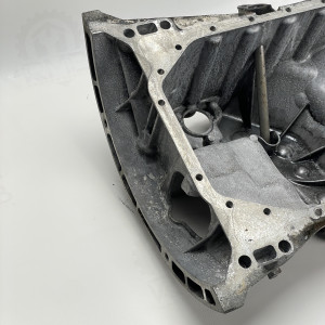 R6460141802 Масляный поддон двигателя на Mercedes C220 C-Class W203 E-Class E220 W211 2.2 CDI OM646