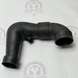  А6110940208 Патрубок воздушного фильтра на Mercedes E220 E-Class W210 2.2 CDI ОM611