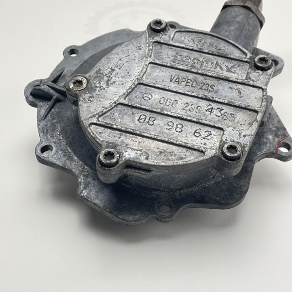 0002304365 Вакуумный насос на Mercedes Sprinter 312 412 2.9 TDI OM602