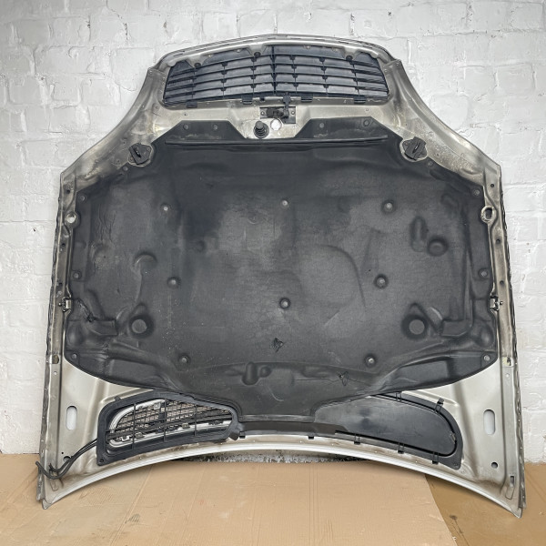 Капот серый, идеально подходит на Mercedes S-Class W220 1998–2003 (до рестайлинга)