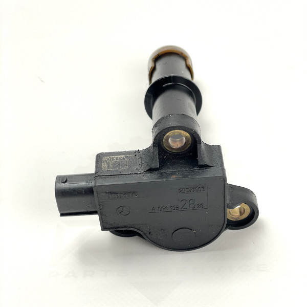 A0061532828 Датчик уровня масла в поддоне на Mercedes 2.2 2.7 3.2 CDI