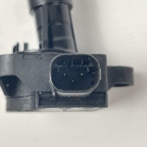 A0061532828 Датчик уровня масла в поддоне на Mercedes 2.2 2.7 3.2 CDI