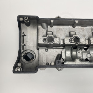 A6120160305 – Крышка клапанная 2.7 CDI OM612 на Mercedes 216 - 316 - 416 - 616