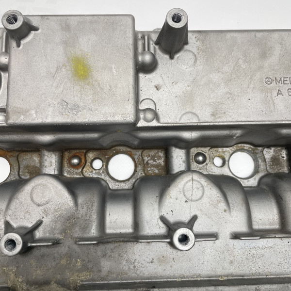 A6120160305 – Крышка клапанная 2.7 CDI OM612 на Mercedes 216 - 316 - 416 - 616