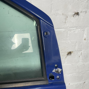 Дверка передня права на Мерседес Віто / Віано W639 111 112 115