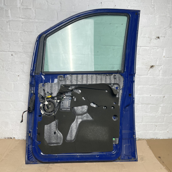 Дверь передняя правая на Mercedes Vito / Viano W639 111 112 115