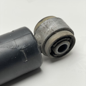 A6393262400 Амортизатор задній на Мерседес Віто / Віано W639