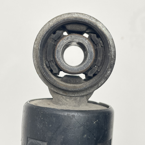 A6393262400 Амортизатор задний на Mercedes Vito / Viano W639