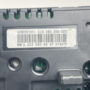 A2035404947 Щиток панель приборов - спидометр на Mercedes C-Class W203 CLK-Class W209 РЕСТАЙЛ