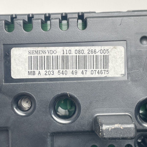 A2035404947 Щиток панель приборов - спидометр на Mercedes C-Class W203 CLK-Class W209 РЕСТАЙЛ