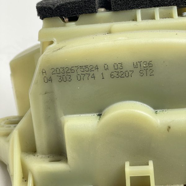 A2032675524 Селектор АКПП кулиса автомат на Mercedes C-Class W203 W209