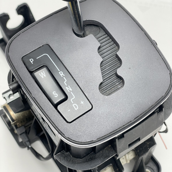A1685400044 Селектор АКПП кулиса автомат на Mercedes A-Class W168