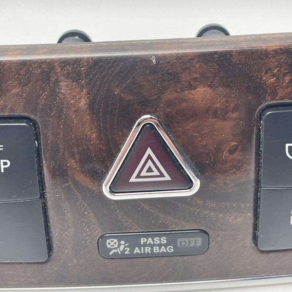 A2038703010 Панель управления ESP аварийка на Mercedes C-Class W203