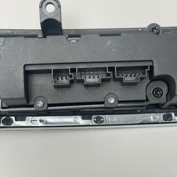 A2038703010 Панель управления ESP аварийка на Mercedes C-Class W203