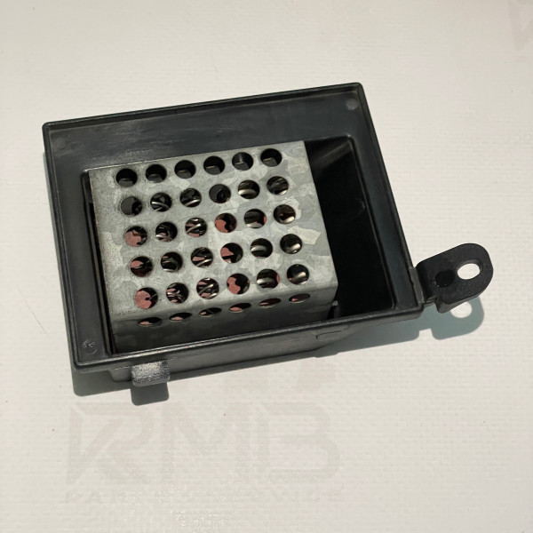 A0018216560 Резистор (регулятор) вентилятора пічки на Мерседес Віто W639 / Віано W639