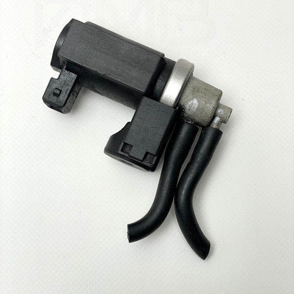 8200412085 — Клапан управления турбиной Renault Megane / Scenic / Laguna / Trafic 1.9 dCi