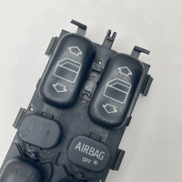 A1688206510 — Блок кнопок стеклоподъемников на Mercedes A-Class W168