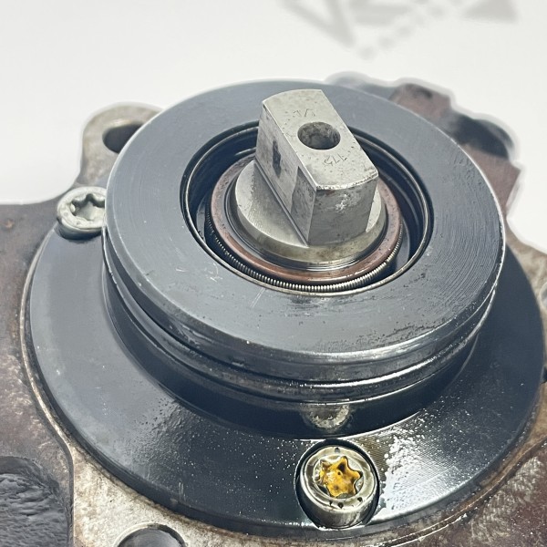 A6130700001 ТНВД паливний насос 3.2 CDI OM613 на Мерседес W210 E320, W220 S320