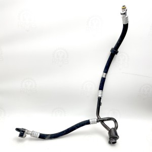 A6398303715 Трубка кондиціонера (шланг високого тиску) на Мерседес Віто / Віано W 639