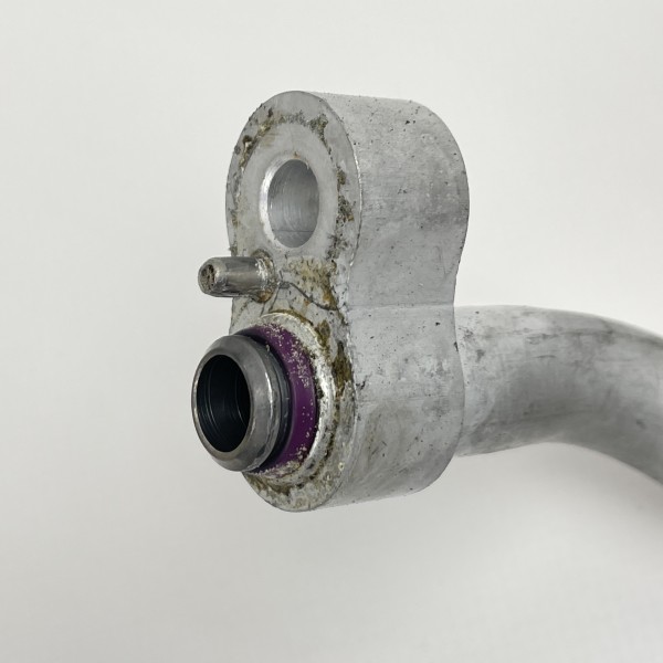 A6398303815 Трубка кондиціонера на Мерседес Віто / Віано W639 3.0 CDI OM