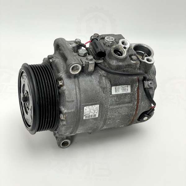 A0012303211 Компресор кондиціонера на Мерседес Віто / Віано W 639 3.0 cdi OM642