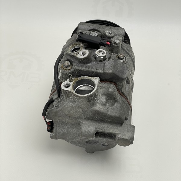 A0012303211 Компресор кондиціонера на Мерседес Віто / Віано W 639 3.0 cdi OM642