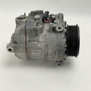 A0012303211 Компресор кондиціонера на Мерседес Віто / Віано W 639 3.0 cdi OM642