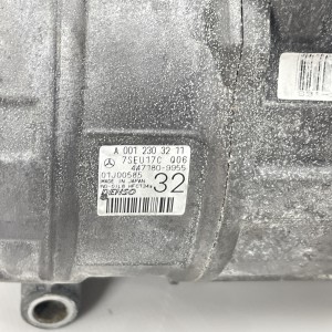 A0012303211 Компресор кондиціонера на Мерседес Віто / Віано W 639 3.0 cdi OM642