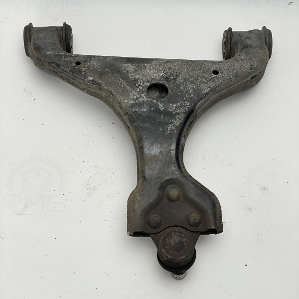 A6393300510 Ричаг передній правий на Мерседес Віто / Віано W639 A6393300510 Ричаг передній правий на Мерседес Віто / Віано W639